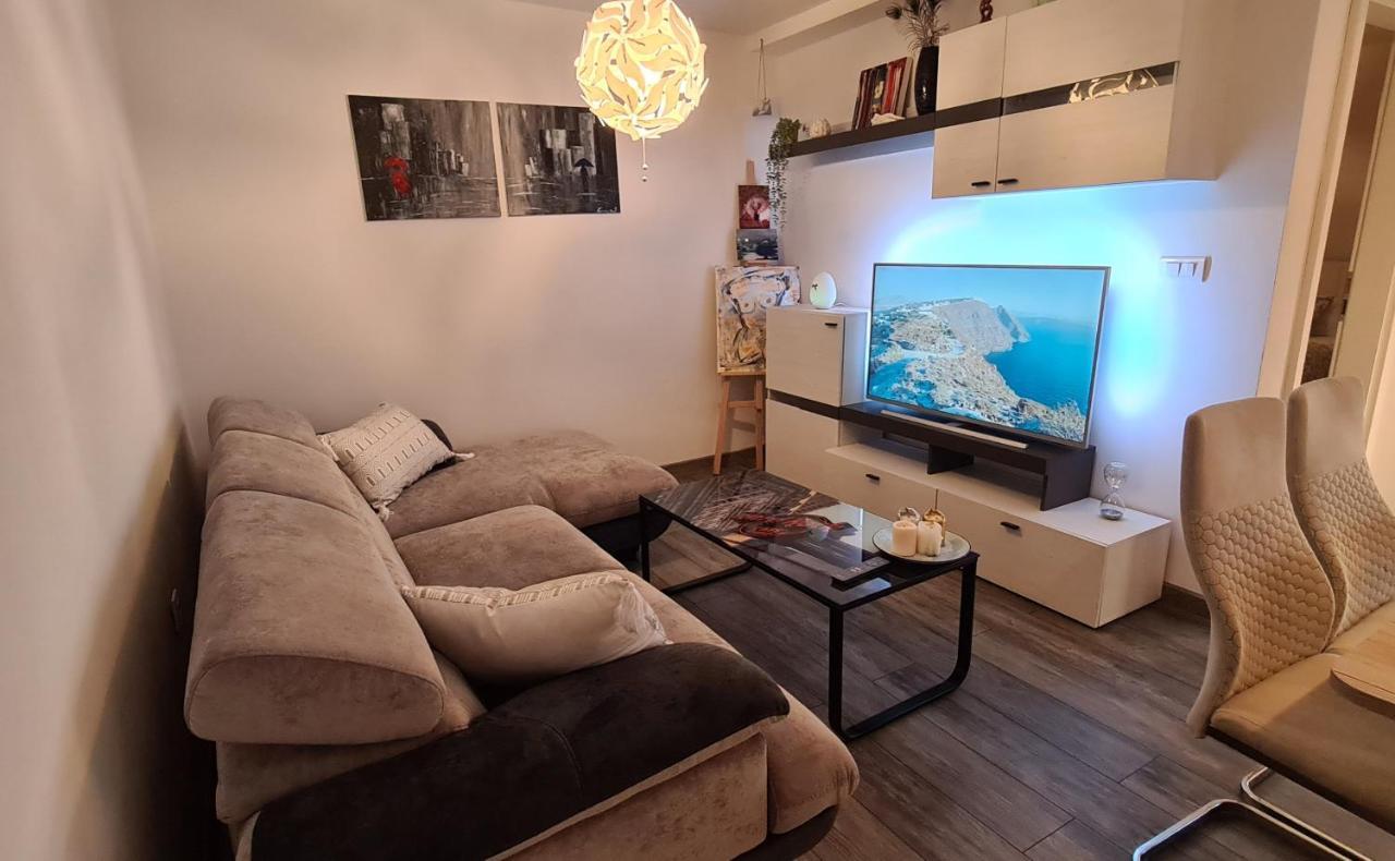 Apartman Kokola مالي لوشينغْ المظهر الخارجي الصورة